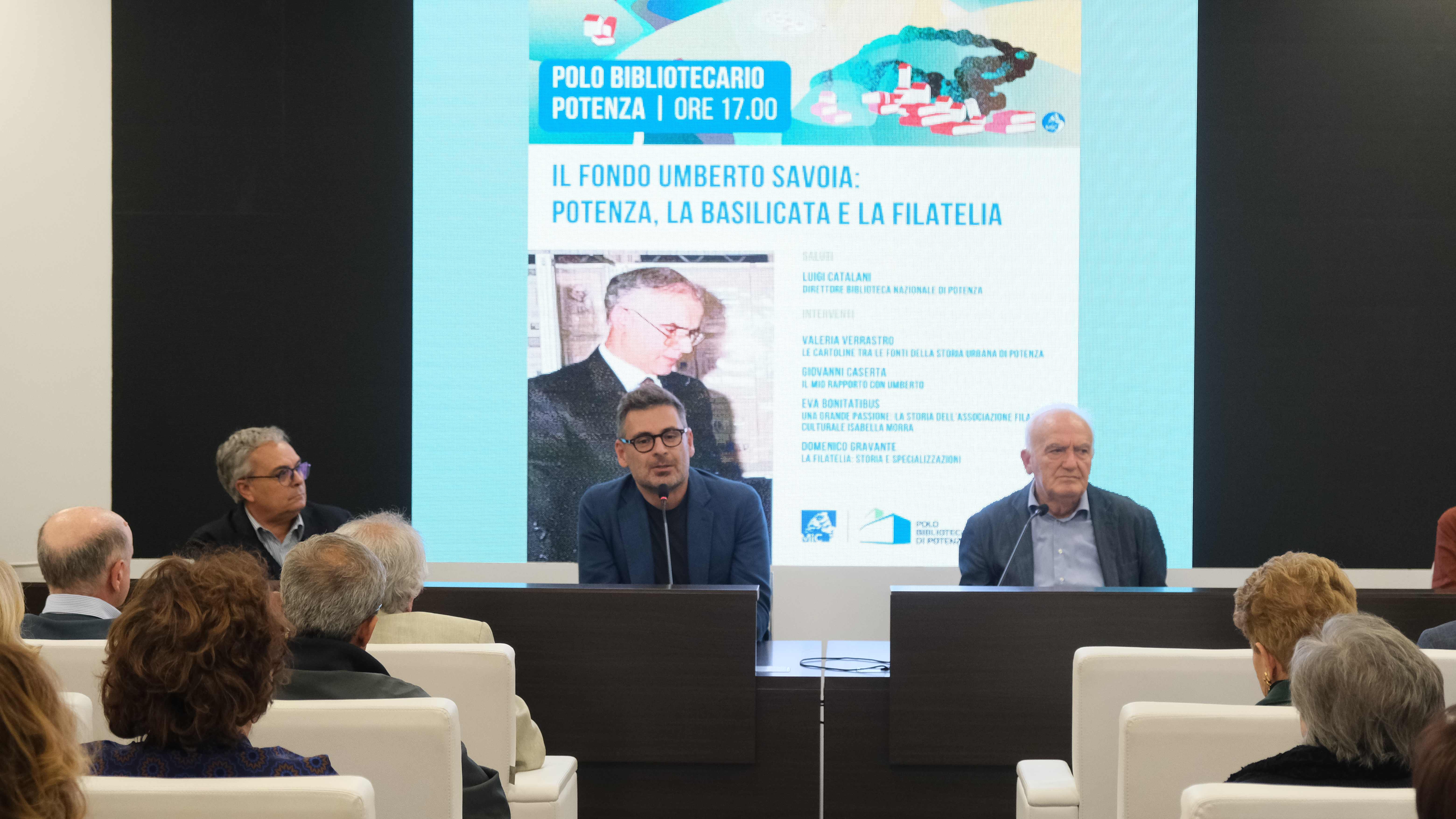 Domenica di Carta fondo Umberto Savoia